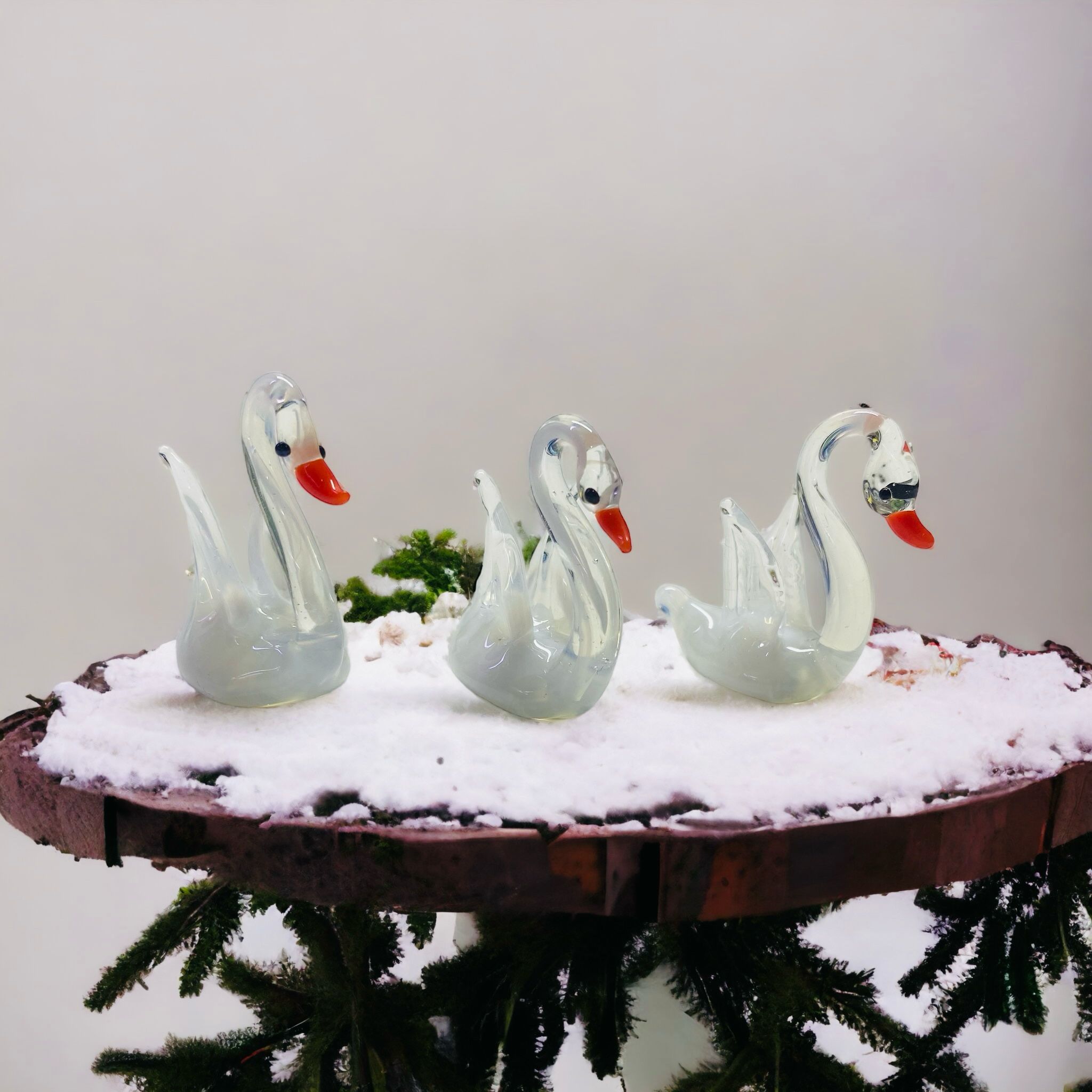 3lü Kuğu Cam El Yapımı Obje Biblo